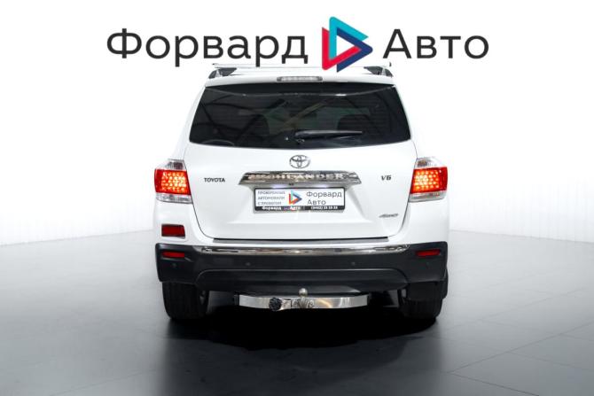 Toyota Highlander II (XU40) Рестайлинг с пробегом 2013 года, цена 1 990 000 рублей, 207000 км, внедорожник, Автокод Объявления