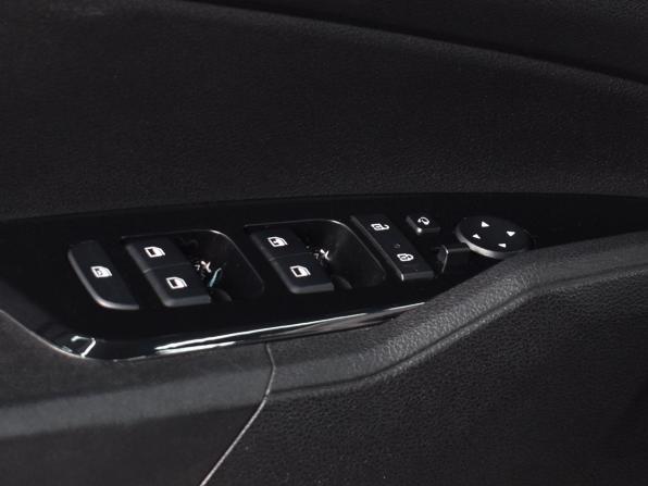 Kia Sportage V с пробегом 2021 года, цена 3 405 995 рублей, 57749 км, внедорожник, Автокод Объявления