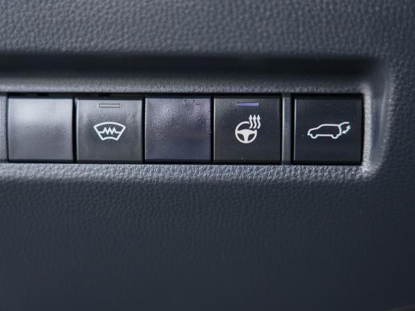 Toyota RAV4 V (XA50) с пробегом 2021 года, цена 2 950 000 рублей, 76699 км, внедорожник, Автокод Объявления