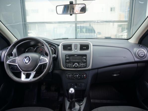 Renault Sandero II Рестайлинг с пробегом 2019 года, цена 990 000 рублей, 179618 км, хэтчбек, Автокод Объявления