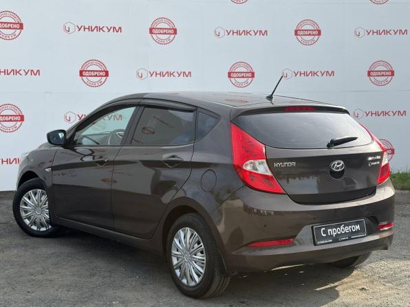 Hyundai Solaris I Рестайлинг с пробегом 2015 года, цена 919 000 рублей, 100284 км, хэтчбек, Автокод Объявления