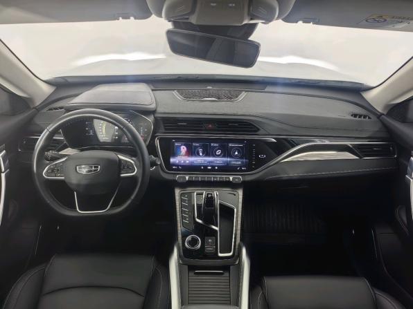 Geely Atlas Pro с пробегом 2023 года, цена 2 270 000 рублей, 34500 км, внедорожник, Автокод Объявления