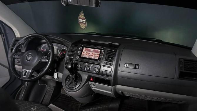 Volkswagen Caravelle T5 Рестайлинг с пробегом 2012 года, цена 1 790 000 рублей, 280000 км, минивэн, Автокод Объявления