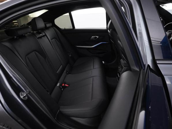 BMW 3 серии VII (G2x) с пробегом 2021 года, цена 2 999 021 рубль, 116423 км, седан, Автокод Объявления