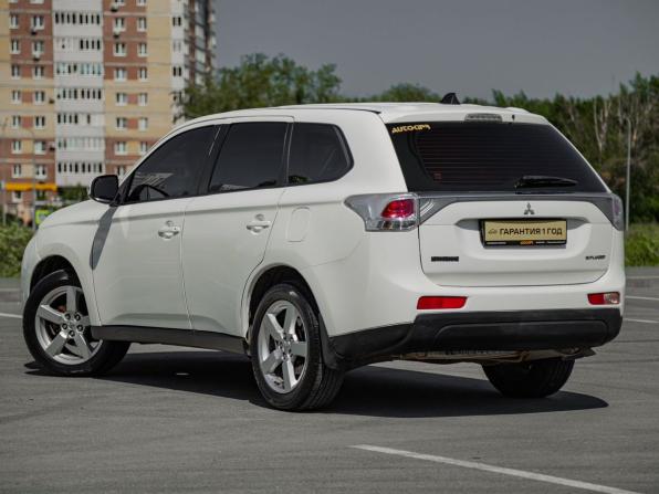 Mitsubishi Outlander III с пробегом 2012 года, цена 1 235 000 рублей, 214000 км, внедорожник, Автокод Объявления