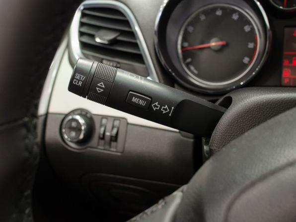 Opel Mokka I с пробегом 2013 года, цена 1 125 000 рублей, 145060 км, внедорожник, Автокод Объявления