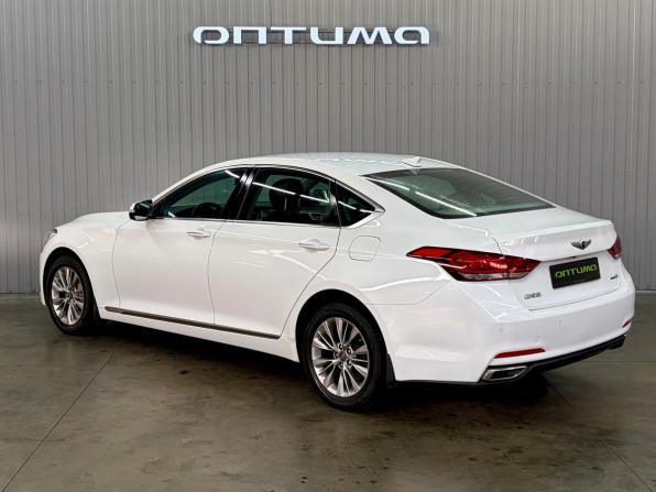 Hyundai Genesis II с пробегом 2014 года, цена 1 747 000 рублей, 200382 км, седан, Автокод Объявления
