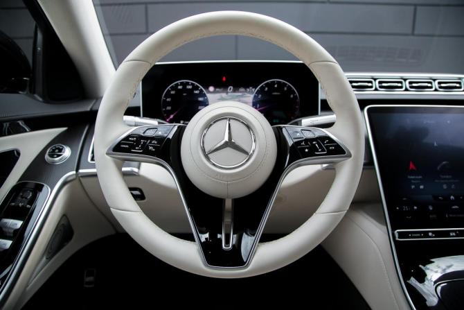 Mercedes-Benz S-Класс VII (W223) с пробегом 2021 года, цена 13 990 000 рублей, 5250 км, седан, Автокод Объявления