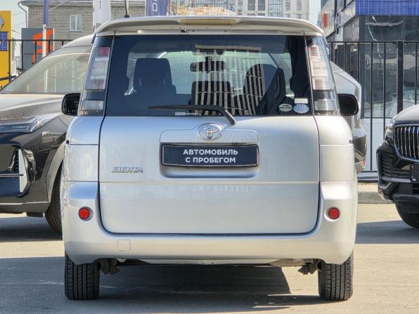 Toyota Sienta I Рестайлинг 2 с пробегом 2013 года, цена 864 000 рублей, 149274 км, компактвэн, Автокод Объявления