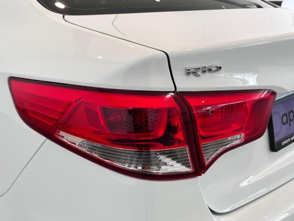 Kia Rio III Рестайлинг с пробегом 2016 года, цена 1 100 000 рублей, 126240 км, седан, Автокод Объявления