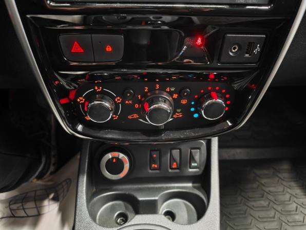 Nissan Terrano III (D10) с пробегом 2016 года, цена 1 190 000 рублей, 139500 км, внедорожник, Автокод Объявления