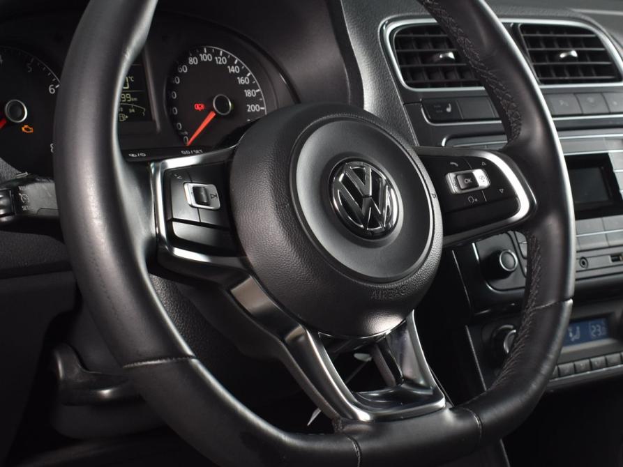Volkswagen Polo V Рестайлинг Кемерово  - изображение 9