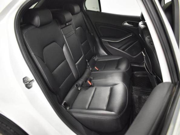 Mercedes-Benz GLA I (X156) Рестайлинг с пробегом 2019 года, цена 2 299 900 рублей, 47405 км, внедорожник, Автокод Объявления