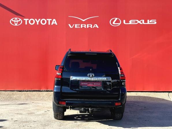Toyota Land Cruiser Prado 150 Series Рестайлинг 2 с пробегом 2018 года, цена 4 850 000 рублей, 111001 км, внедорожник, Автокод Объявления