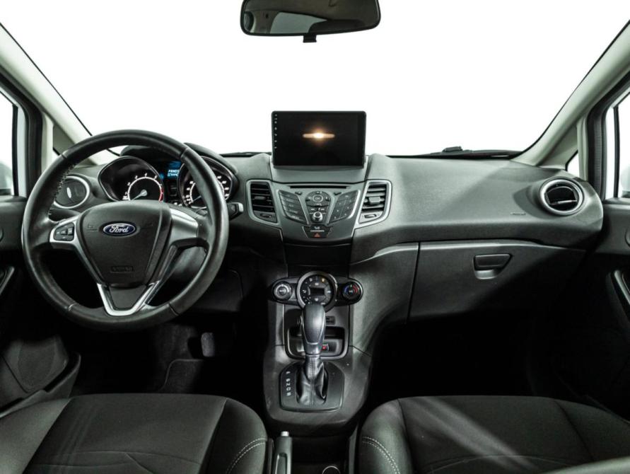 Ford Fiesta Mk6 Рестайлинг Санкт-Петербург  - изображение 13
