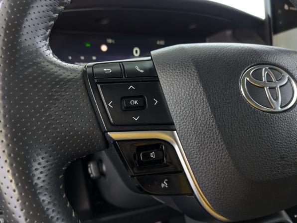 Toyota Camry IX (XV80) China Market с пробегом 2024 года, цена 3 800 000 рублей, 44745 км, седан, Автокод Объявления