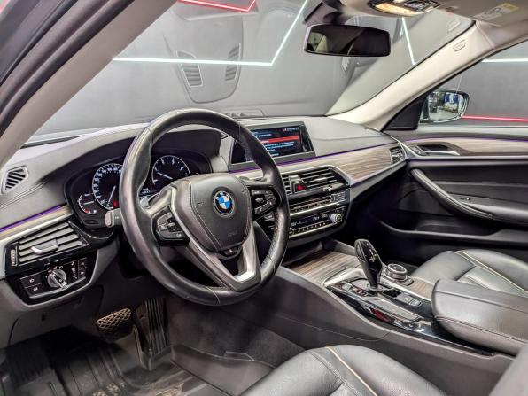 BMW 5 серии VII (G30/G31/G38) с пробегом 2017 года, цена 3 100 000 рублей, 118344 км, седан, Автокод Объявления