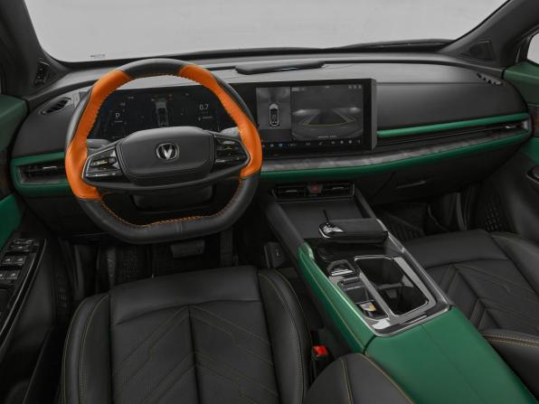 Changan UNI-T I Рестайлинг с пробегом 2023 года, цена 2 999 000 рублей, 4000 км, внедорожник, Автокод Объявления