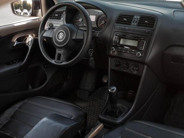 Volkswagen Polo V с пробегом 2011 года, цена 650 000 рублей, 242306 км, седан, Автокод Объявления