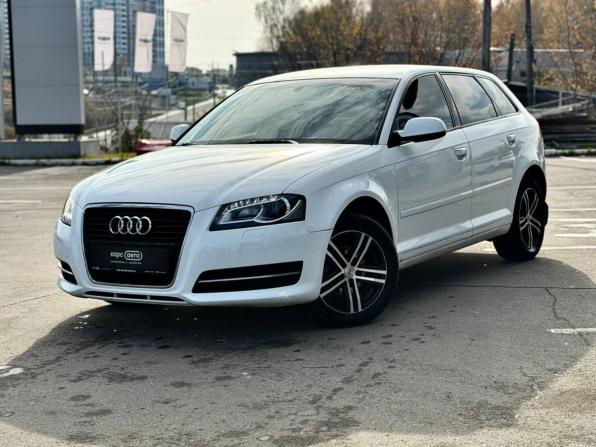 Audi A3 II (8P) Рестайлинг 2 с пробегом 2011 года, цена 879 000 рублей, 135359 км, хэтчбек, Автокод Объявления