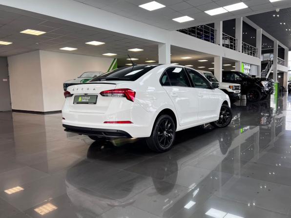Skoda Rapid II с пробегом 2021 года, цена 1 595 000 рублей, 100507 км, лифтбек, Автокод Объявления