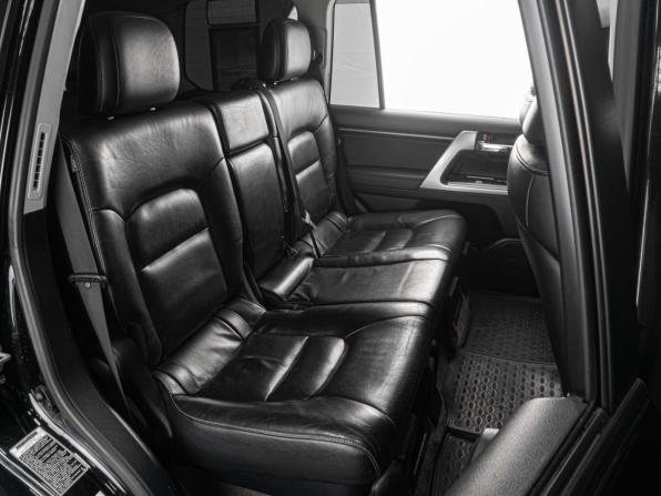 Toyota Land Cruiser 200 Series Рестайлинг 1 с пробегом 2013 года, цена 3 949 000 рублей, 193941 км, внедорожник, Автокод Объявления