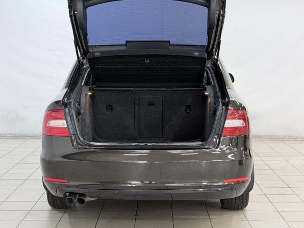 Skoda Superb II Рестайлинг с пробегом 2013 года, цена 839 000 рублей, 232260 км, лифтбек, Автокод Объявления