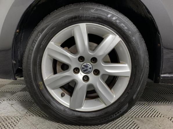 Volkswagen Polo V с пробегом 2012 года, цена 670 000 рублей, 220101 км, седан, Автокод Объявления