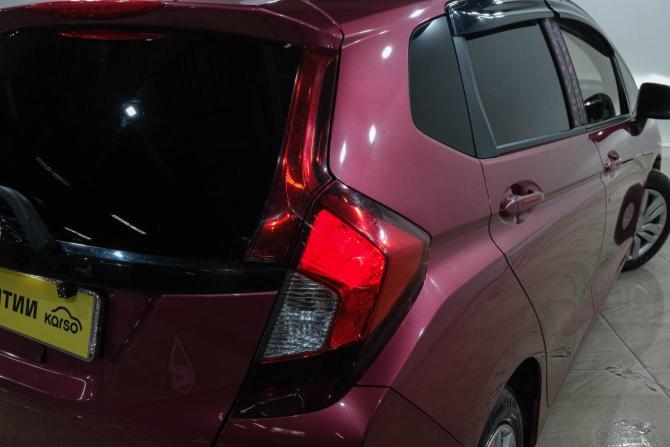 Honda Fit III Рестайлинг с пробегом 2019 года, цена 1 199 000 рублей, 106000 км, хэтчбек, Автокод Объявления