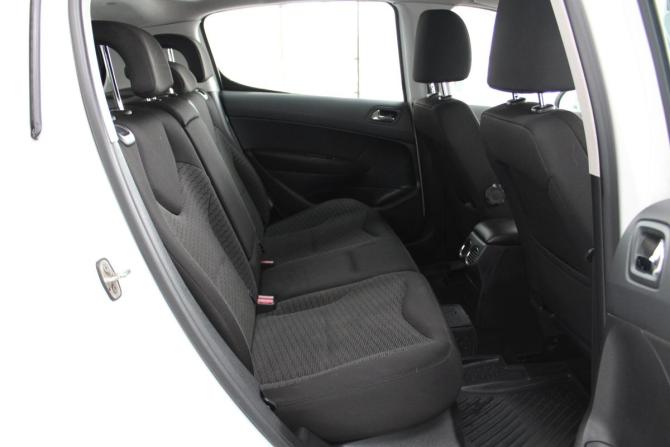 Peugeot 308 I Рестайлинг с пробегом 2011 года, цена 450 000 рублей, 159000 км, хэтчбек, Автокод Объявления