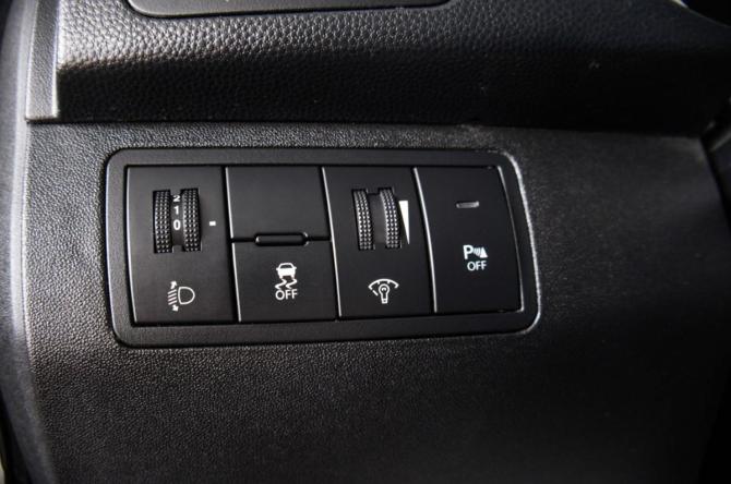 Kia Venga I с пробегом 2012 года, цена 919 000 рублей, 154500 км, компактвэн, Автокод Объявления