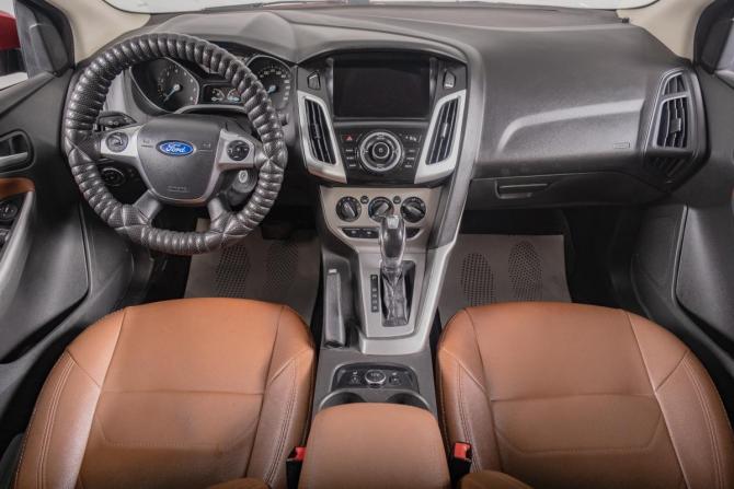 Ford Focus III с пробегом 2013 года, цена 899 000 рублей, 210000 км, седан, Автокод Объявления