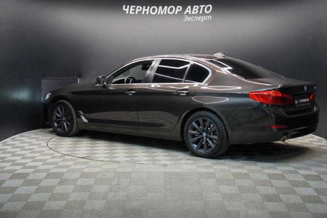 BMW 5 серии VII (G30/G31/G38) с пробегом 2017 года, цена 3 380 000 рублей, 155000 км, седан, Автокод Объявления