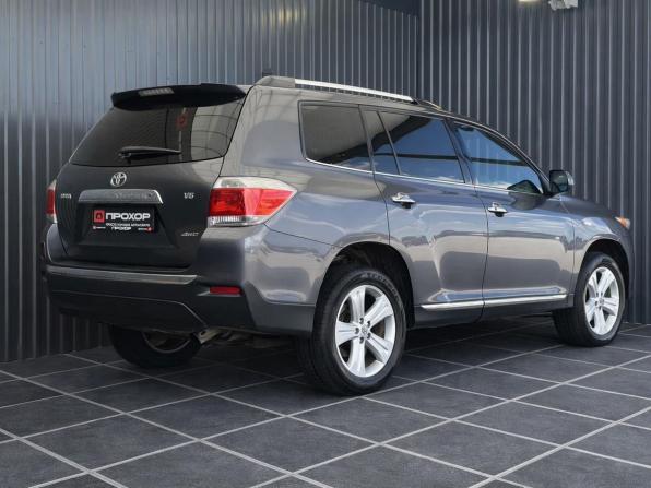 Toyota Highlander II (XU40) Рестайлинг с пробегом 2013 года, цена 1 797 000 рублей, 250000 км, внедорожник, Автокод Объявления