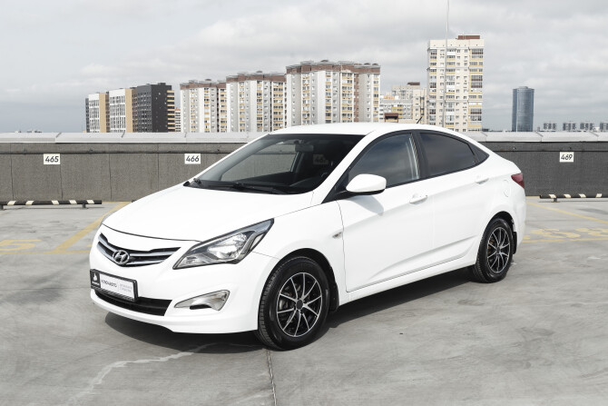 Hyundai Solaris I Рестайлинг с пробегом 2016 года, цена 1 099 000 рублей, 112000 км, седан, Автокод Объявления