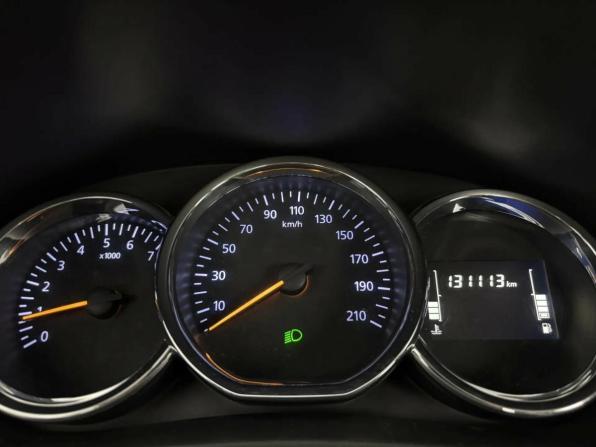 Renault Logan II Рестайлинг с пробегом 2019 года, цена 735 000 рублей, 131111 км, седан, Автокод Объявления