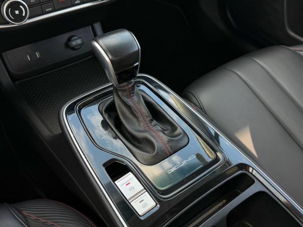 BAIC U5 Plus с пробегом 2023 года, цена 1 090 000 рублей, 46100 км, седан, Автокод Объявления