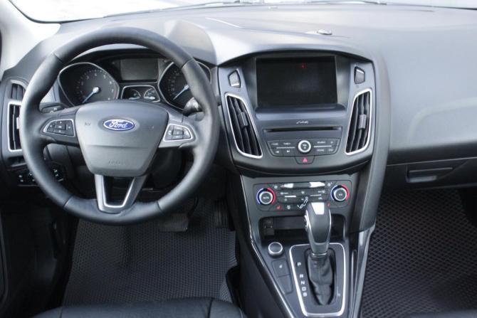 Ford Focus III Рестайлинг с пробегом 2018 года, цена 1 245 000 рублей, 177700 км, седан, Автокод Объявления