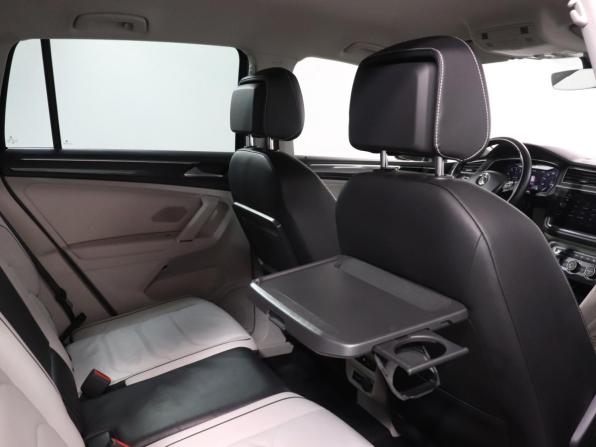 Volkswagen Tiguan II с пробегом 2017 года, цена 2 550 000 рублей, 89381 км, внедорожник, Автокод Объявления