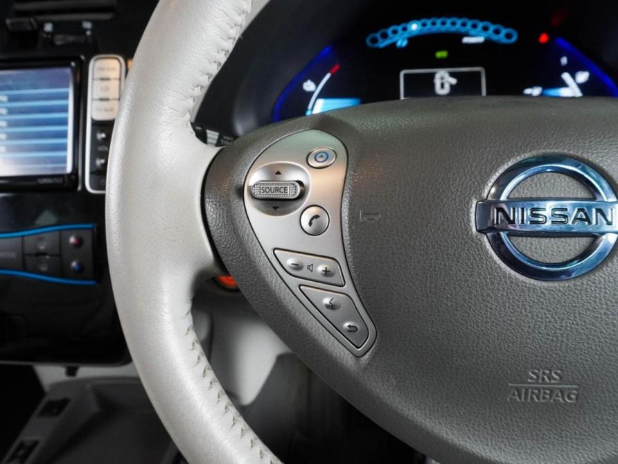 Nissan Leaf I (ZE0/AZE0) Воронеж  - изображение 19
