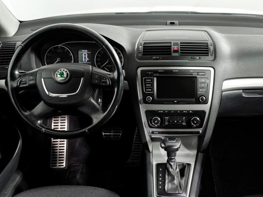 Skoda Octavia II (A5) Рестайлинг Санкт-Петербург  - изображение 14