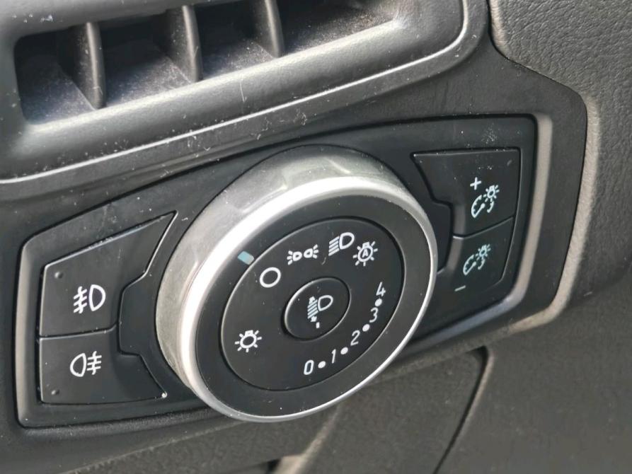 Ford Focus III Рестайлинг Санкт-Петербург  - изображение 20