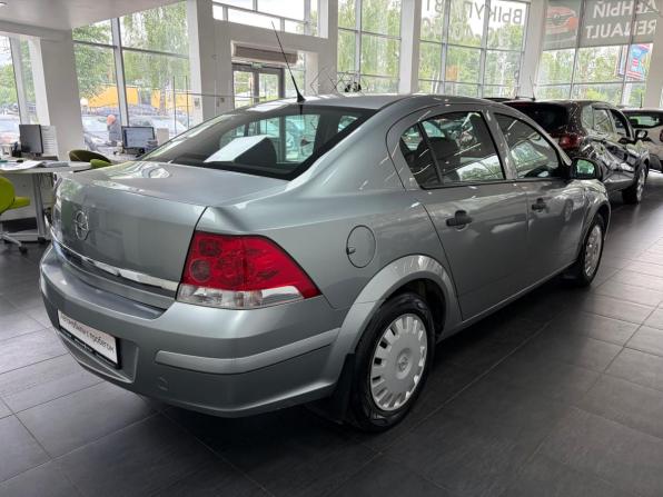 Opel Astra H Рестайлинг с пробегом 2012 года, цена 648 000 рублей, 125485 км, седан, Автокод Объявления