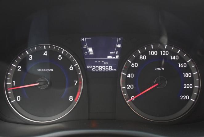 Hyundai Solaris I с пробегом 2012 года, цена 740 000 рублей, 208968 км, хэтчбек, Автокод Объявления