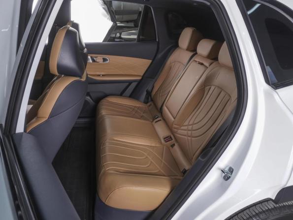 Geely Galaxy Starship 7 с пробегом 2025 года, цена 3 670 000 рублей, 16424 км, внедорожник, Автокод Объявления