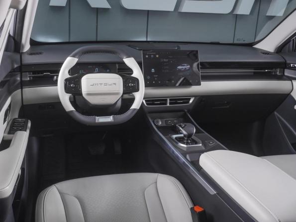JETOUR DASHING I с пробегом 2024 года, цена 2 099 000 рублей, 32855 км, внедорожник, Автокод Объявления