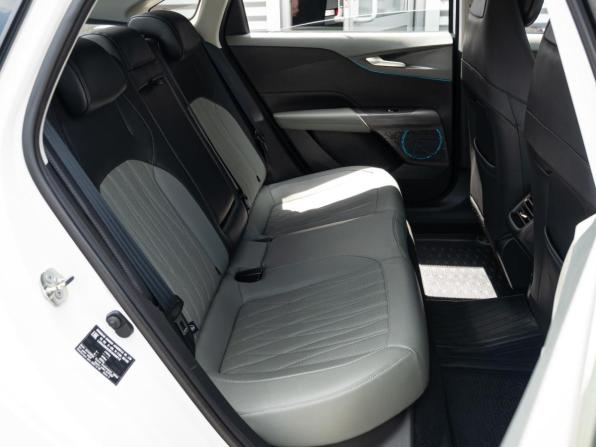 Changan Lamore с пробегом 2023 года, цена 2 320 000 рублей, 33302 км, седан, Автокод Объявления