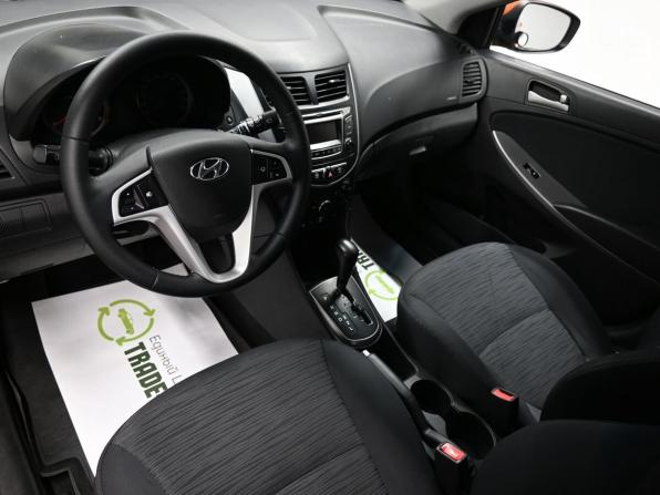 Hyundai Solaris I Рестайлинг с пробегом 2015 года, цена 775 000 рублей, 192732 км, хэтчбек, Автокод Объявления