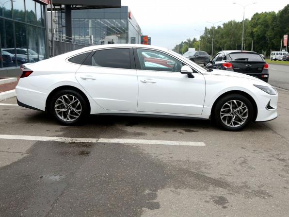 Hyundai Sonata VIII (DN8) с пробегом 2021 года, цена 2 359 000 рублей, 61000 км, седан, Автокод Объявления