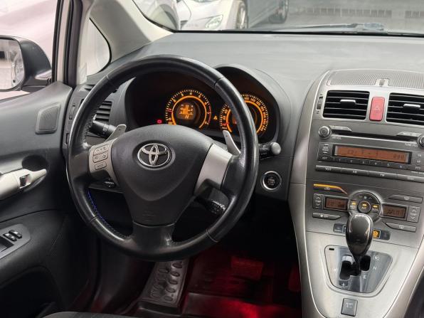 Toyota Auris I с пробегом 2007 года, цена 480 000 рублей, 213009 км, хэтчбек, Автокод Объявления